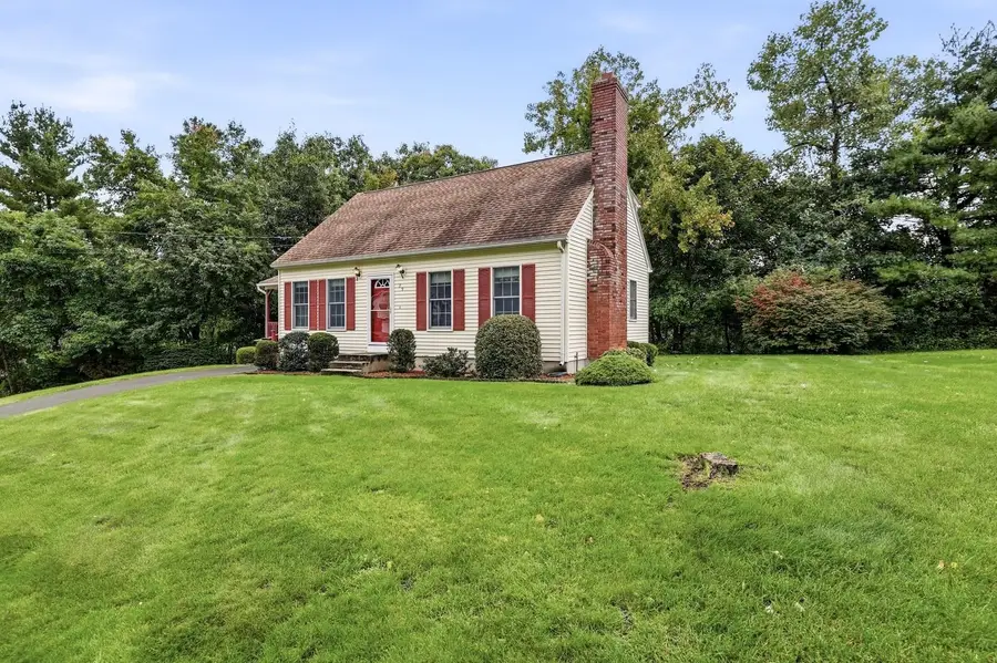 29 Hill Terrace, Ludlow, MA 01056 - #2