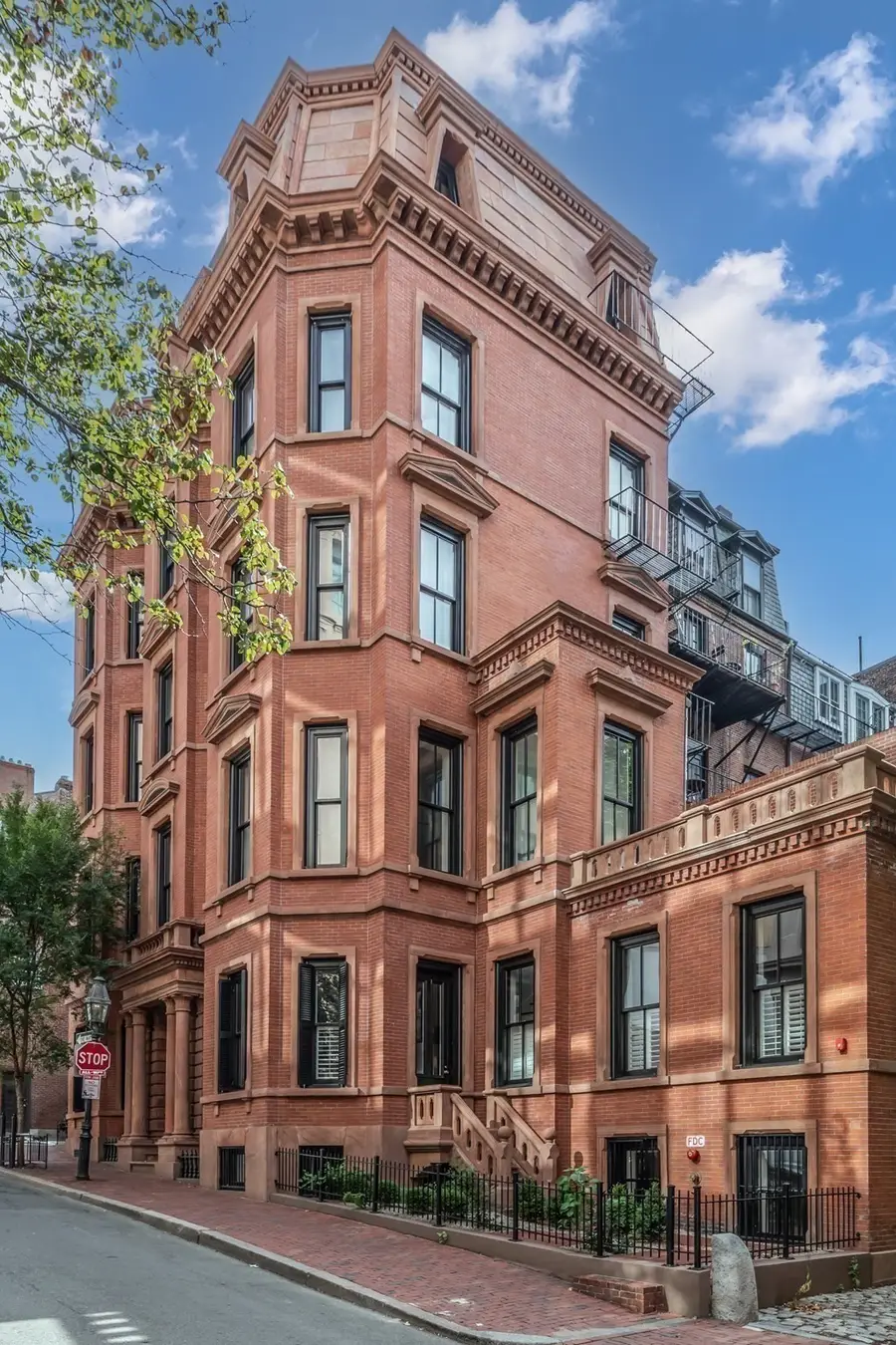 57 Hancock St, Boston, MA 02114 - #2