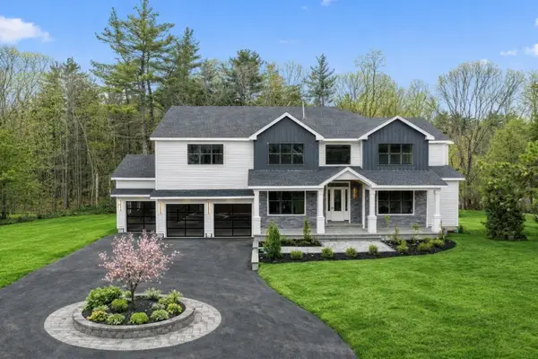 51 Plympton Rd, Sudbury, MA 01776