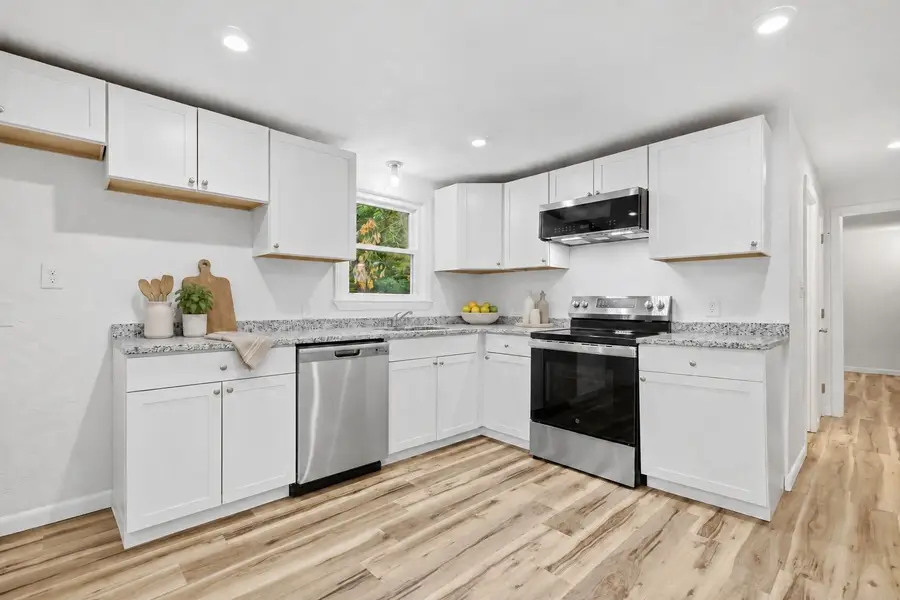 245 Nashua Rd, Billerica, MA 01821 - #3