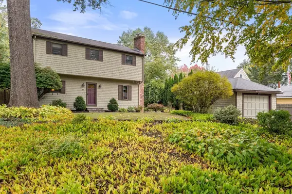 38 Hawthorne Rd, Wayland, MA 01778