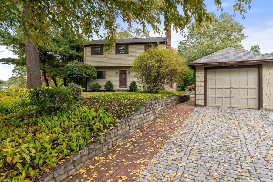 38 Hawthorne Rd, Wayland, MA 01778 - #2