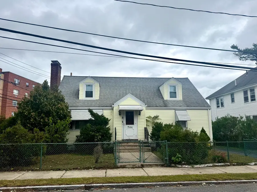 19 Brookdale Rd, Arlington, MA 02474 - #2
