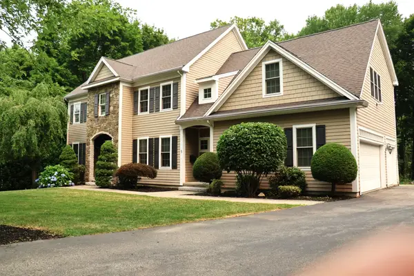 5 Merriam Avenue, Shrewsbury, MA 01545