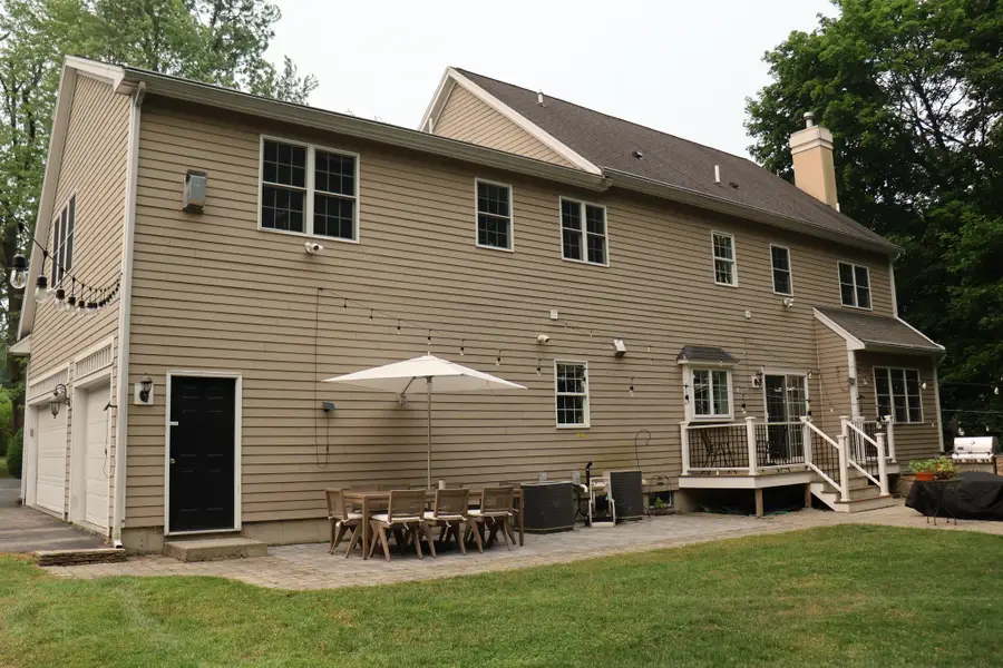5 Merriam Avenue, Shrewsbury, MA 01545 - #3