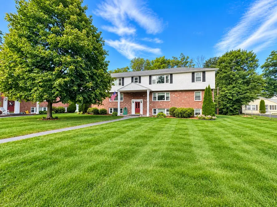 91 Elm St #1, Uxbridge, MA 01569 - #2