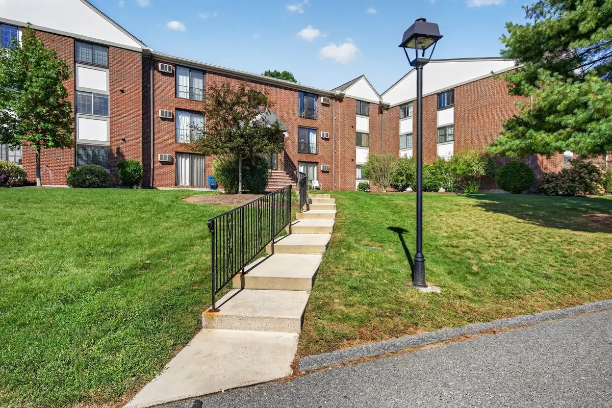 386 Great Rd #A8, Acton, MA 01720 - #1