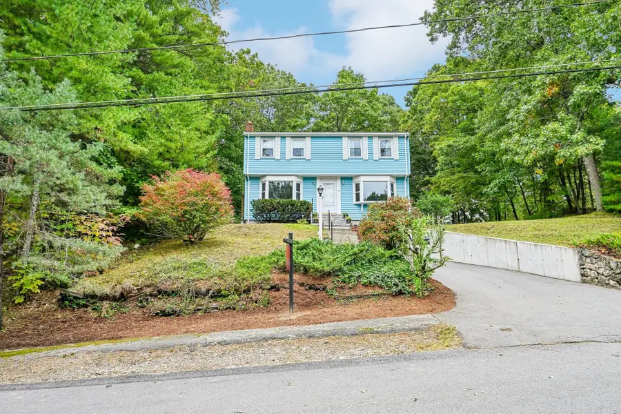 18 Eleanor Rd, Walpole, MA 02081 - #2