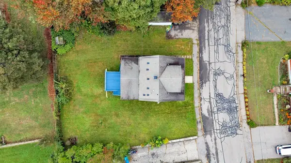 36 Upland Ave, Webster, MA 01570
