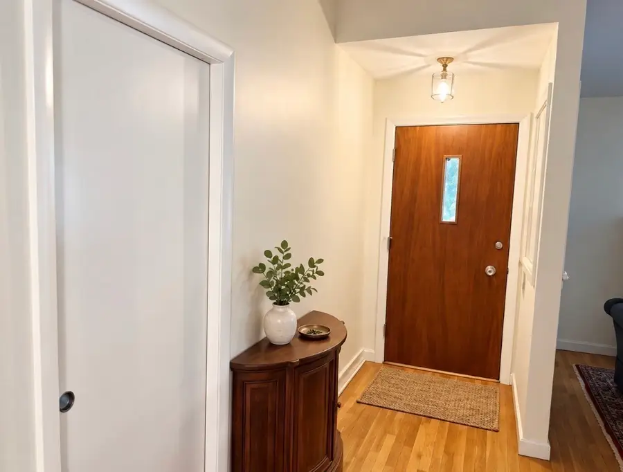 15 Crest Dr, Dover, MA 02030 - #3