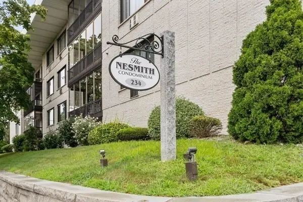 234 Nesmith St #14, Lowell, MA 01852 - #1