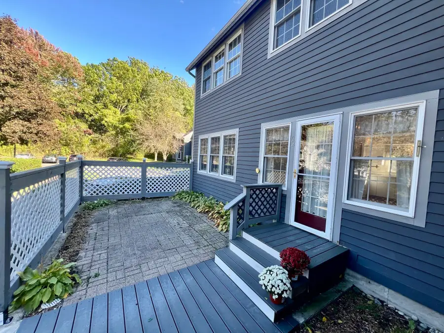 62 Amity Place #62, Amherst, MA 01002 - #3