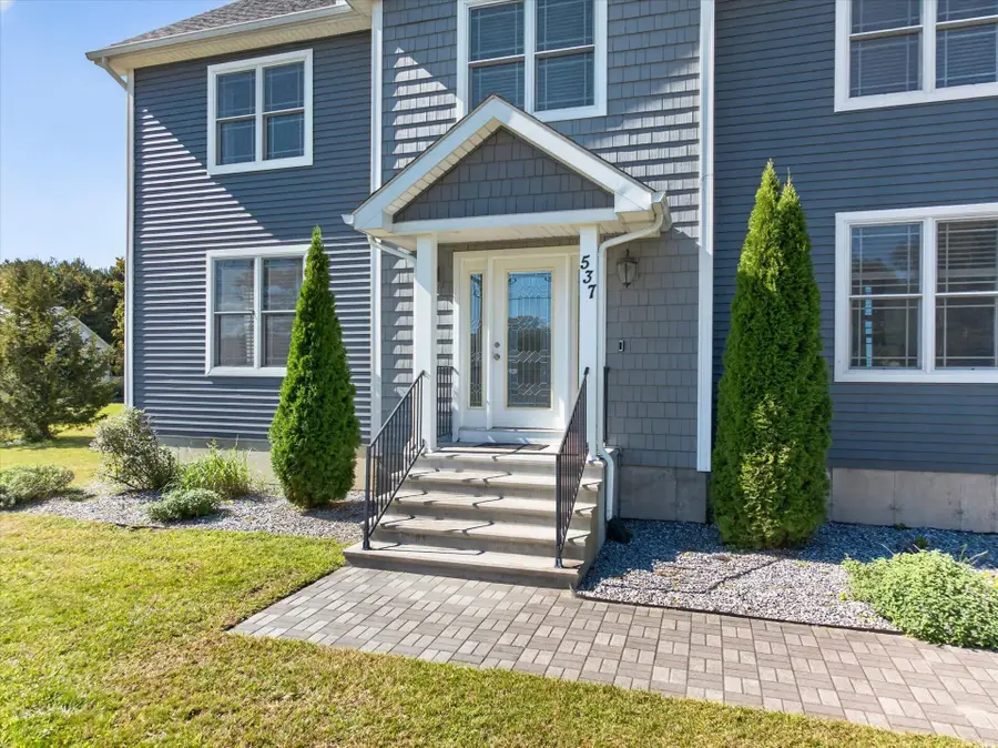537 Southwick Rd, Westfield, MA 01085 - #2