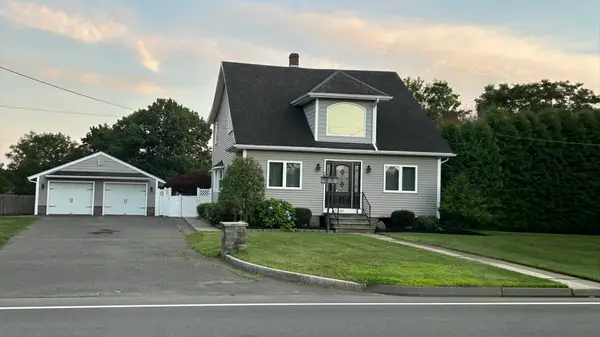 681 Mill St, Agawam, MA 01030