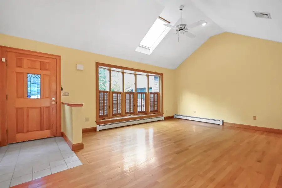 3 Amidon Ave, Amesbury, MA 01913 - #2