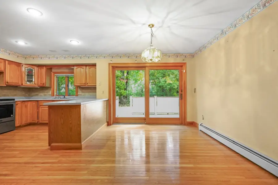 3 Amidon Ave, Amesbury, MA 01913 - #3