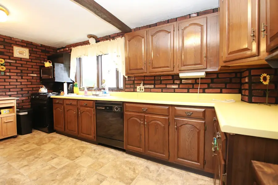 15 Lewis Lane, Saugus, MA 01906 - #3