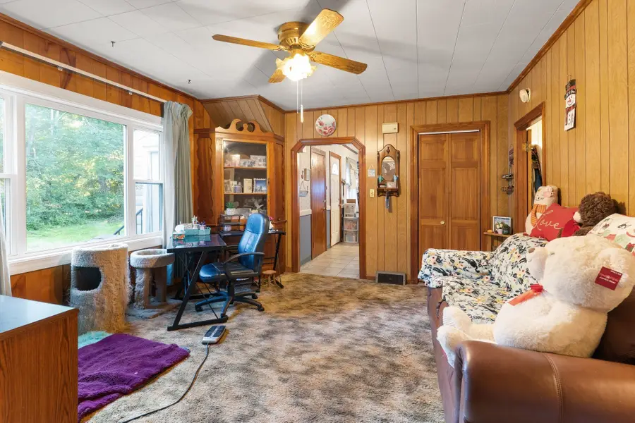 2048 Somerset Ave, Dighton, MA 02715 - #3