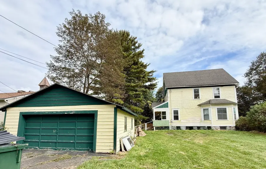 4 Kerr Ave, Adams, MA 01220 - #3