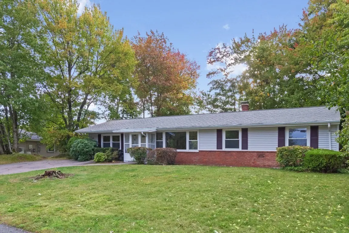 68 Colgate Rd, Brockton, MA 02302 - #1