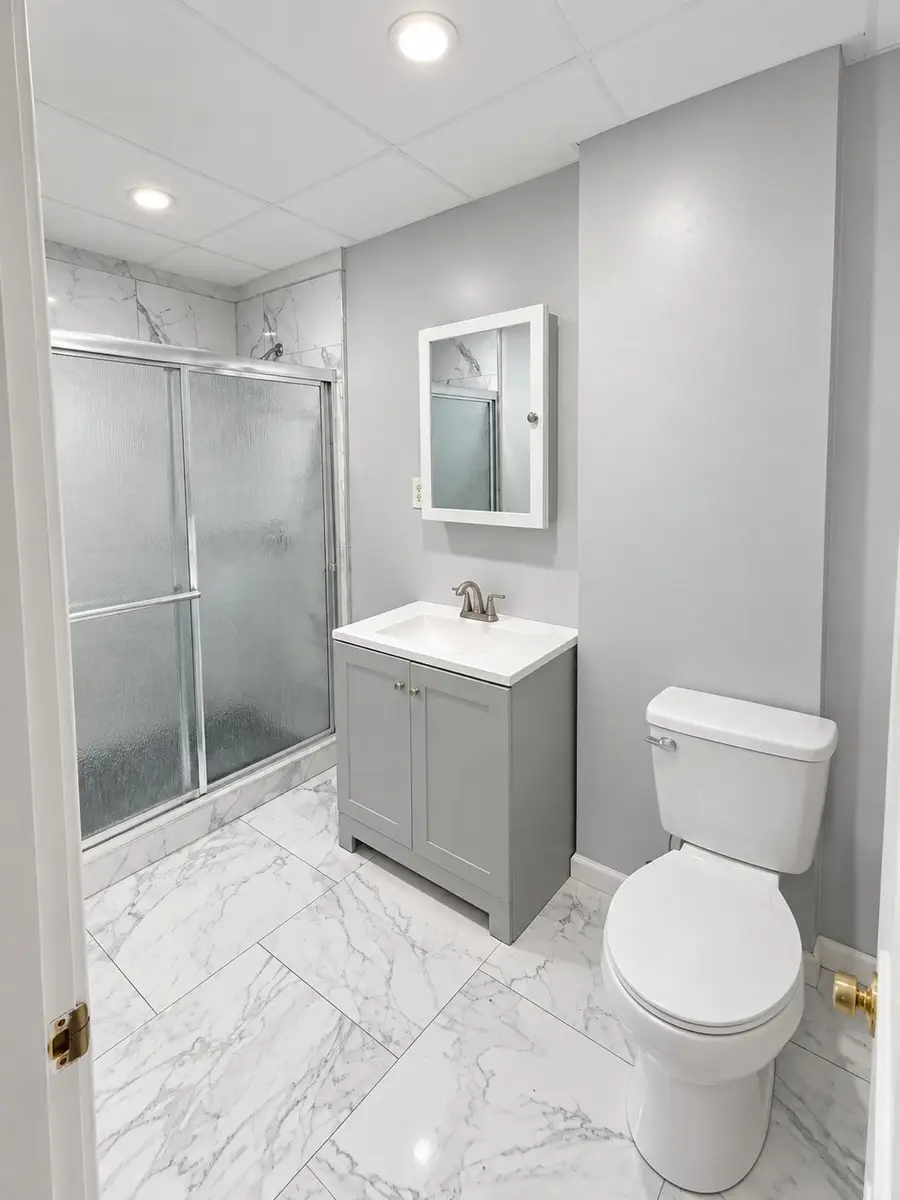 31 Suffield St, Worcester, MA 01610 - #3