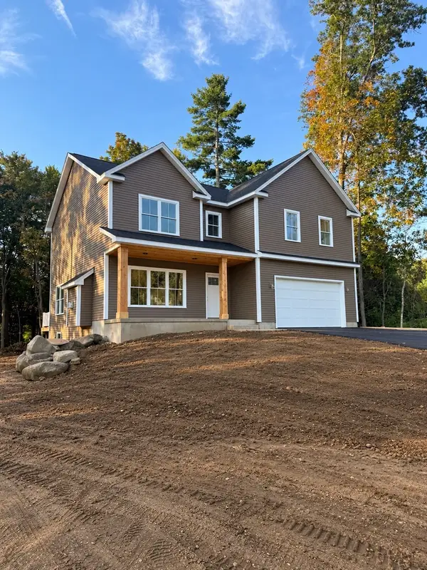 47 Jerad Dr, Ludlow, MA 01056