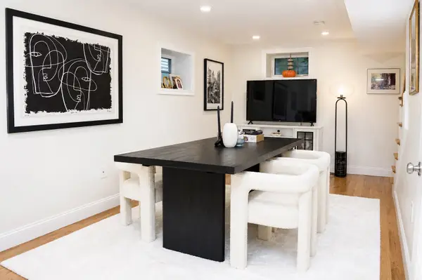 466-468 Medford St #2, Somerville, MA 02145