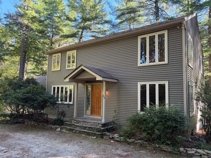 23 Forest St, Upton, MA 01568 - #3