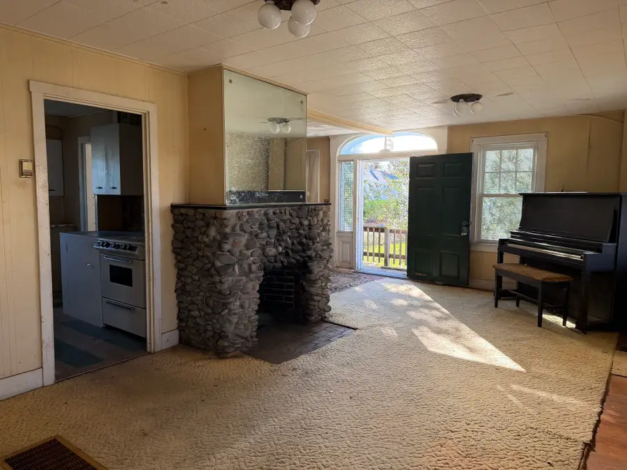 44 Central Ave, Hull, MA 02045 - #2