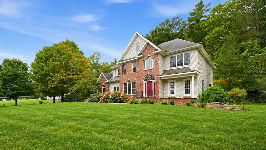 51 Linseed Rd, Northampton, MA 01088 - #2