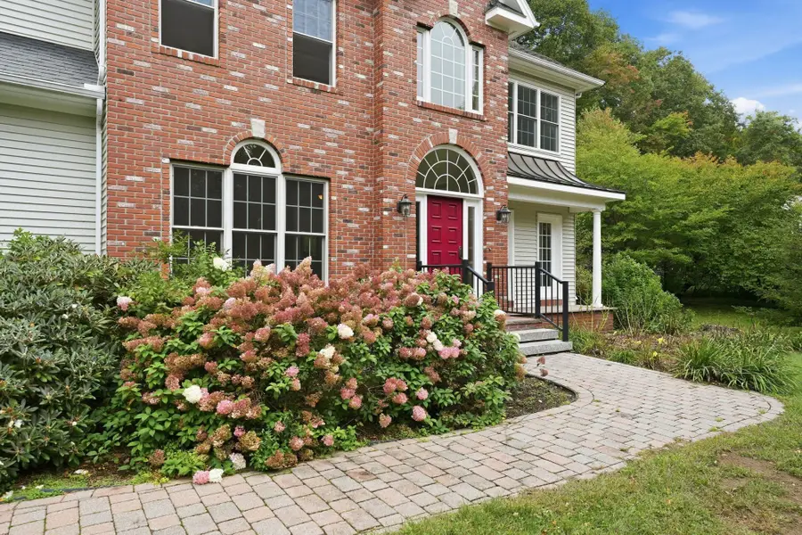 51 Linseed Rd, Northampton, MA 01088 - #3
