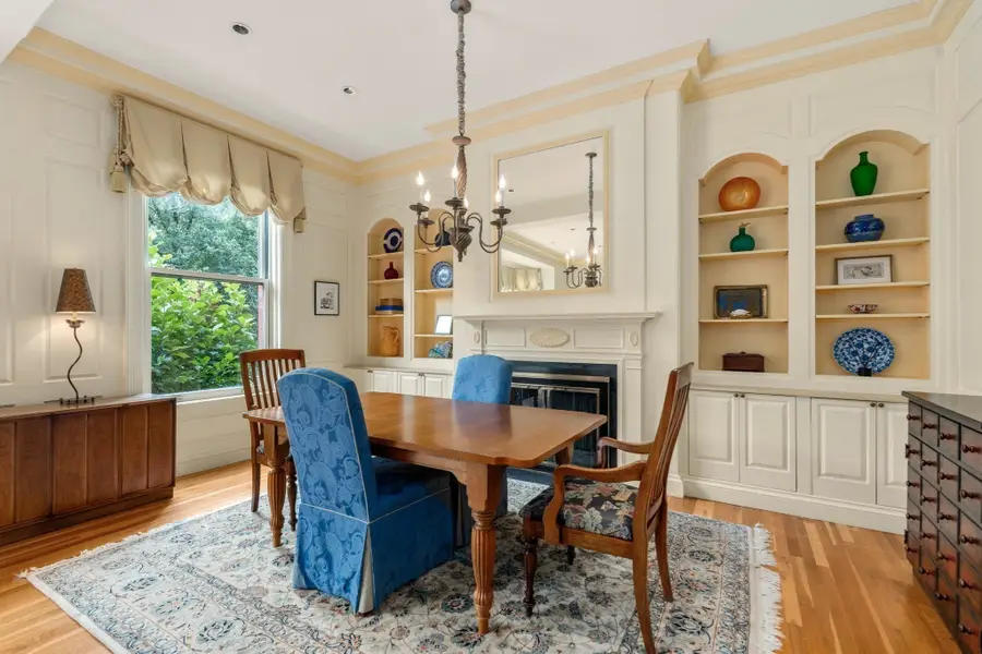 197 Commonwealth Avenue #3, Boston, MA 02116 - #3