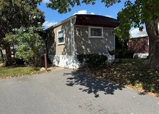 146 Kathleen, Attleboro, MA 02703 - #2