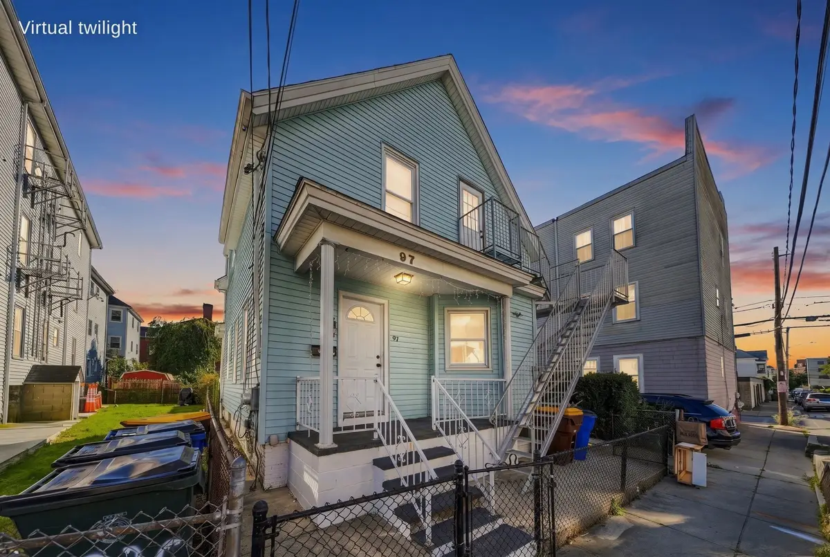 97 Canonicus St, Fall River, MA 02723 - #1