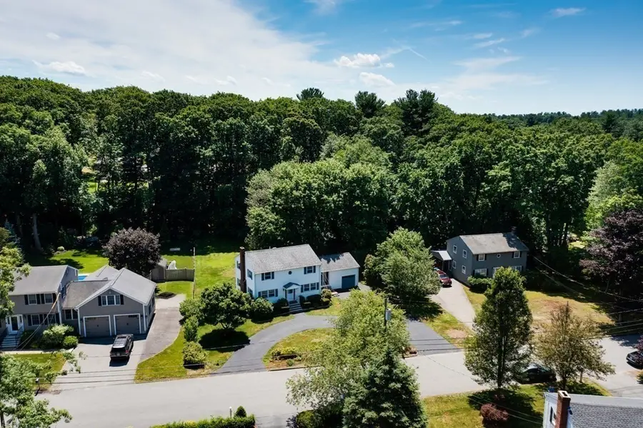 16 Phillip Ave, Burlington, MA 01803 - #2