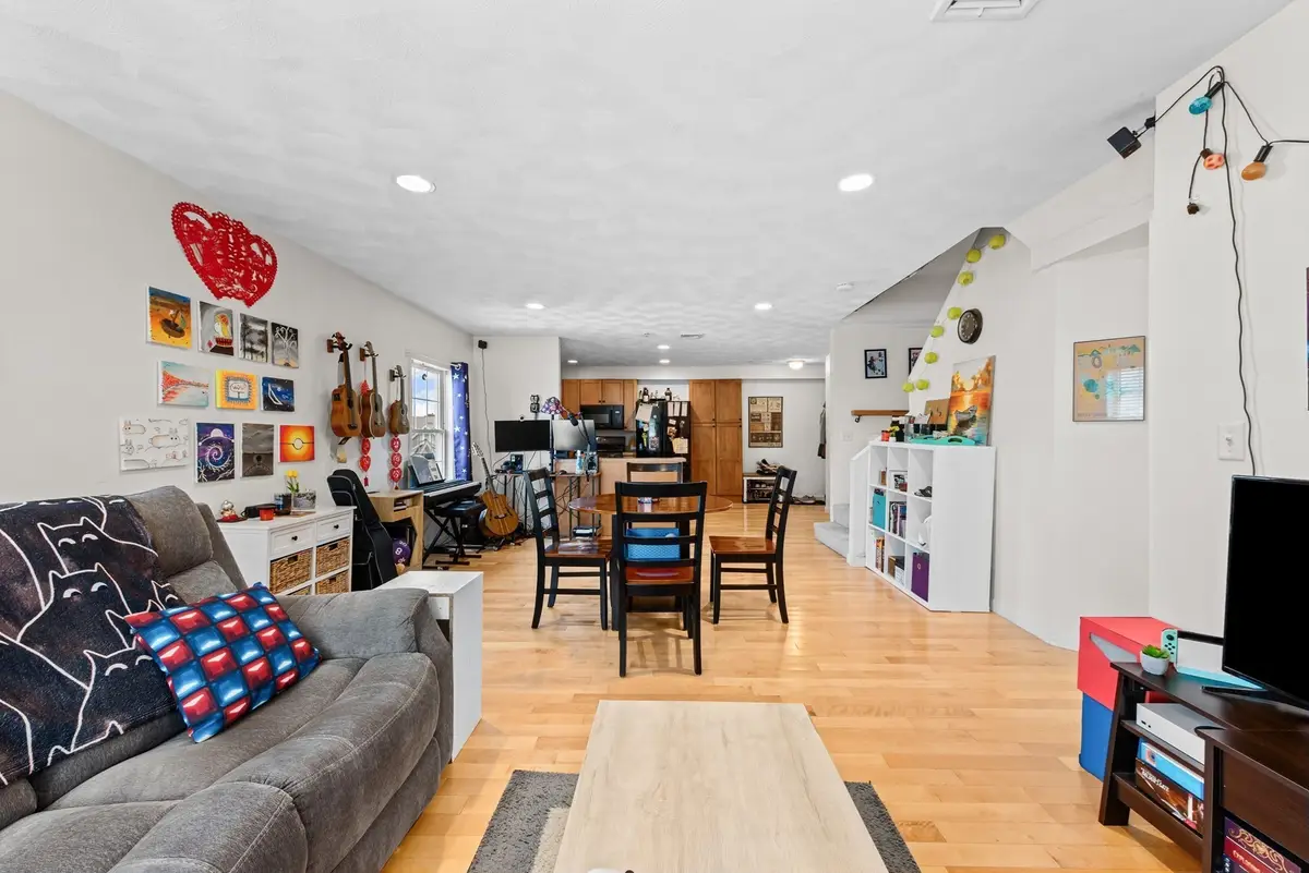 25 James St #7, Malden, MA 02148 - #1