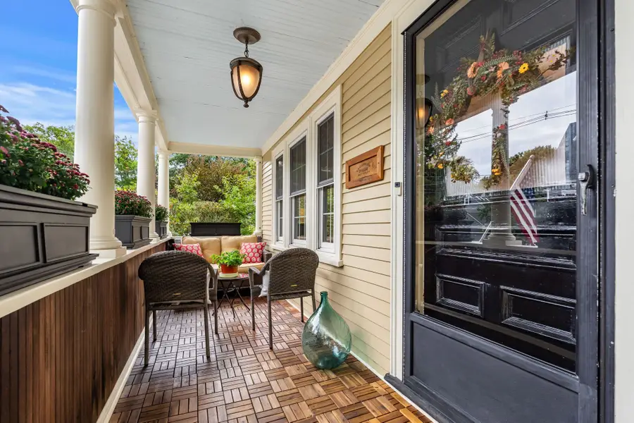 12 Capen St, Milton, MA 02186 - #3
