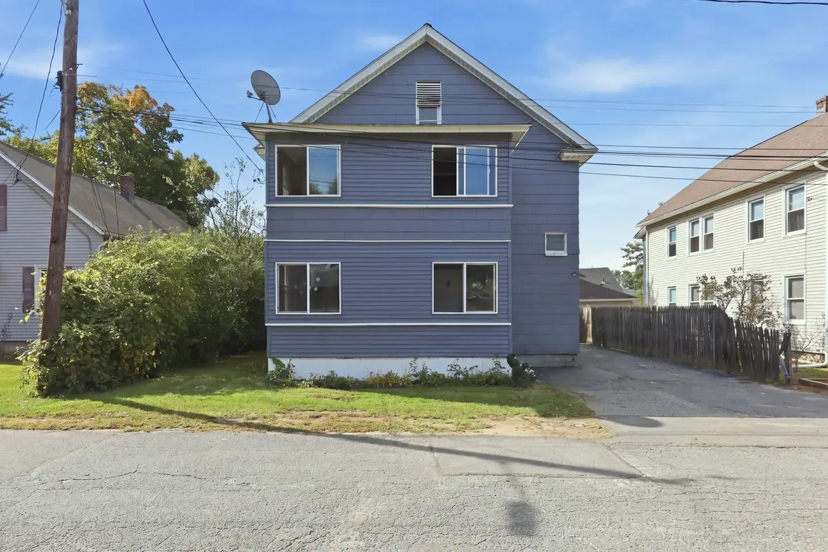 20 Rathburn St, Chicopee, MA 01020 - #1