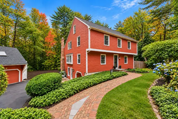 8 Partridge Hill Rd, Southborough, MA 01772