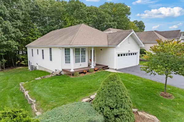 30 Summerfield Drive #30, Uxbridge, MA 01569