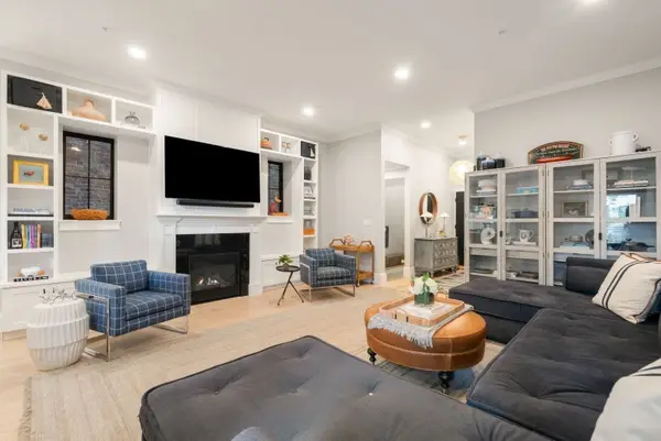 40 Mount Vernon Street #1, Boston, MA 02129