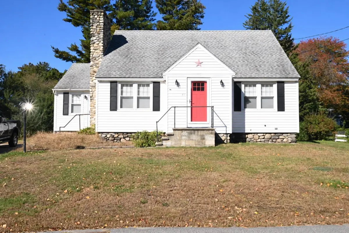 46 Litchfield Ave, Dracut, MA 01826 - #1