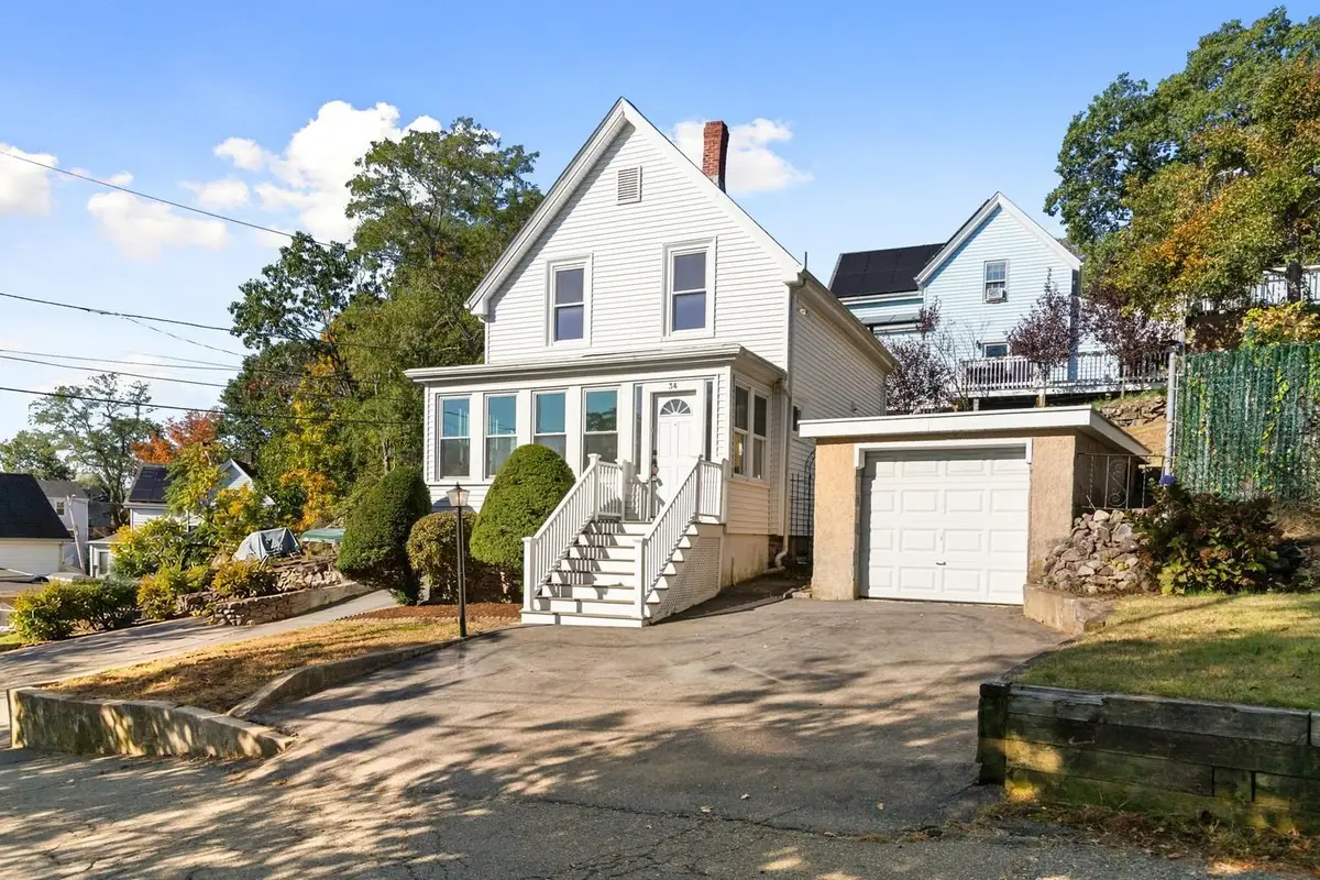 34 Oakland Ave, Lynn, MA 01905 - #1