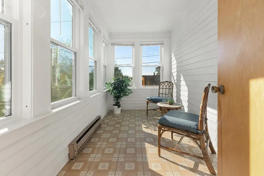 34 Oakland Ave, Lynn, MA 01905 - #3