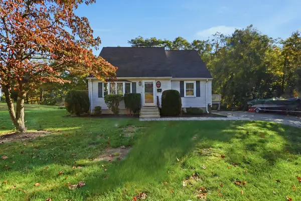 68 Miles St, Millbury, MA 01527