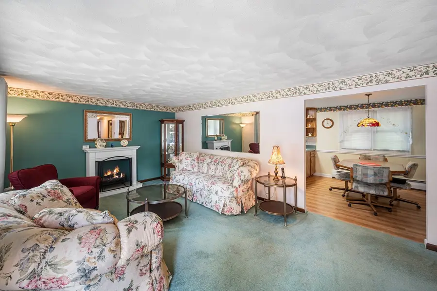 53 Catherine Dr, Peabody, MA 01960 - #2