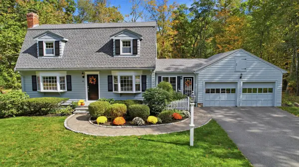 19 Evergreen Rd, Acton, MA 01720