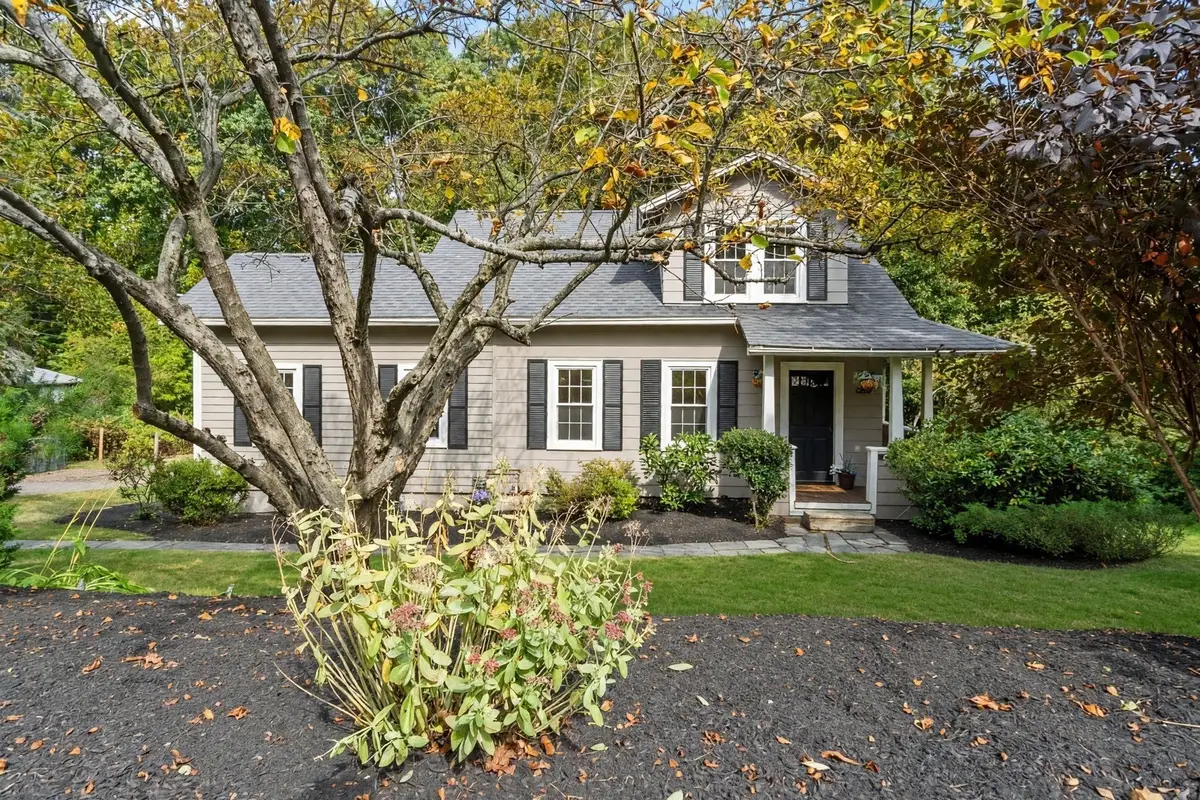 158 Woodland St, West Boylston, MA 01583 - #1