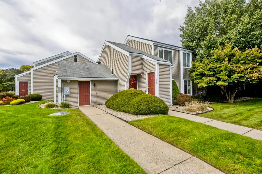 120 Nassau Dr #120, Springfield, MA 01129 - #3