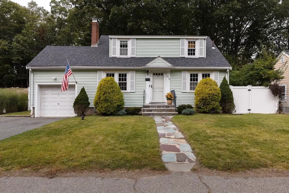 224 Turtle Pond Pkwy, Boston, MA 02136 - #1